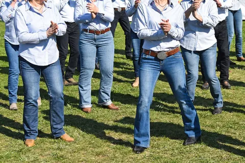 Line Dancing – Wed
